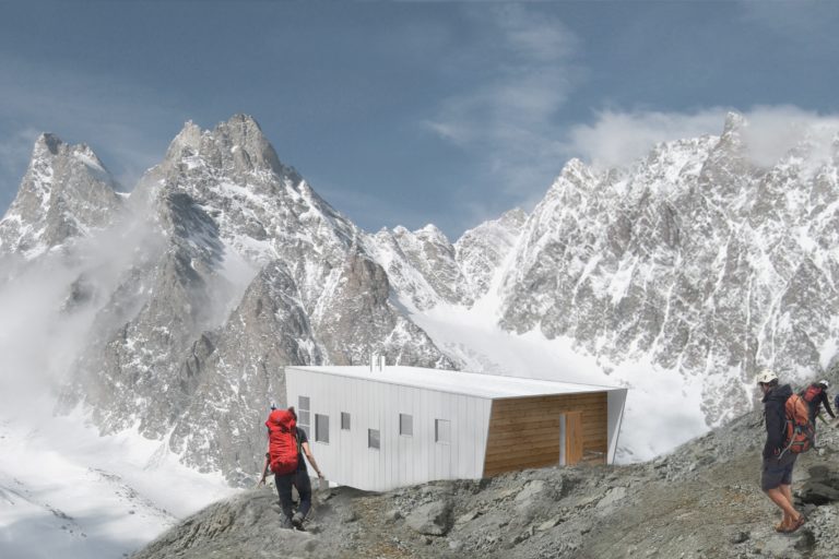 Reconstruction du refuge des Bouquetins