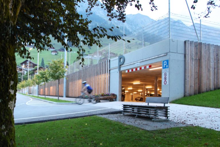 Parking du Village